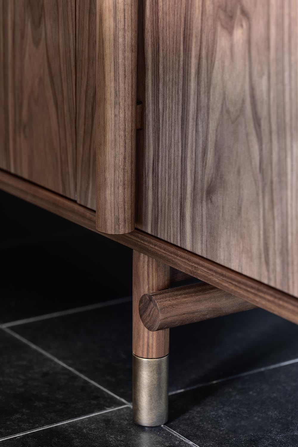 AQUA SIDEBOARD Gallery 3