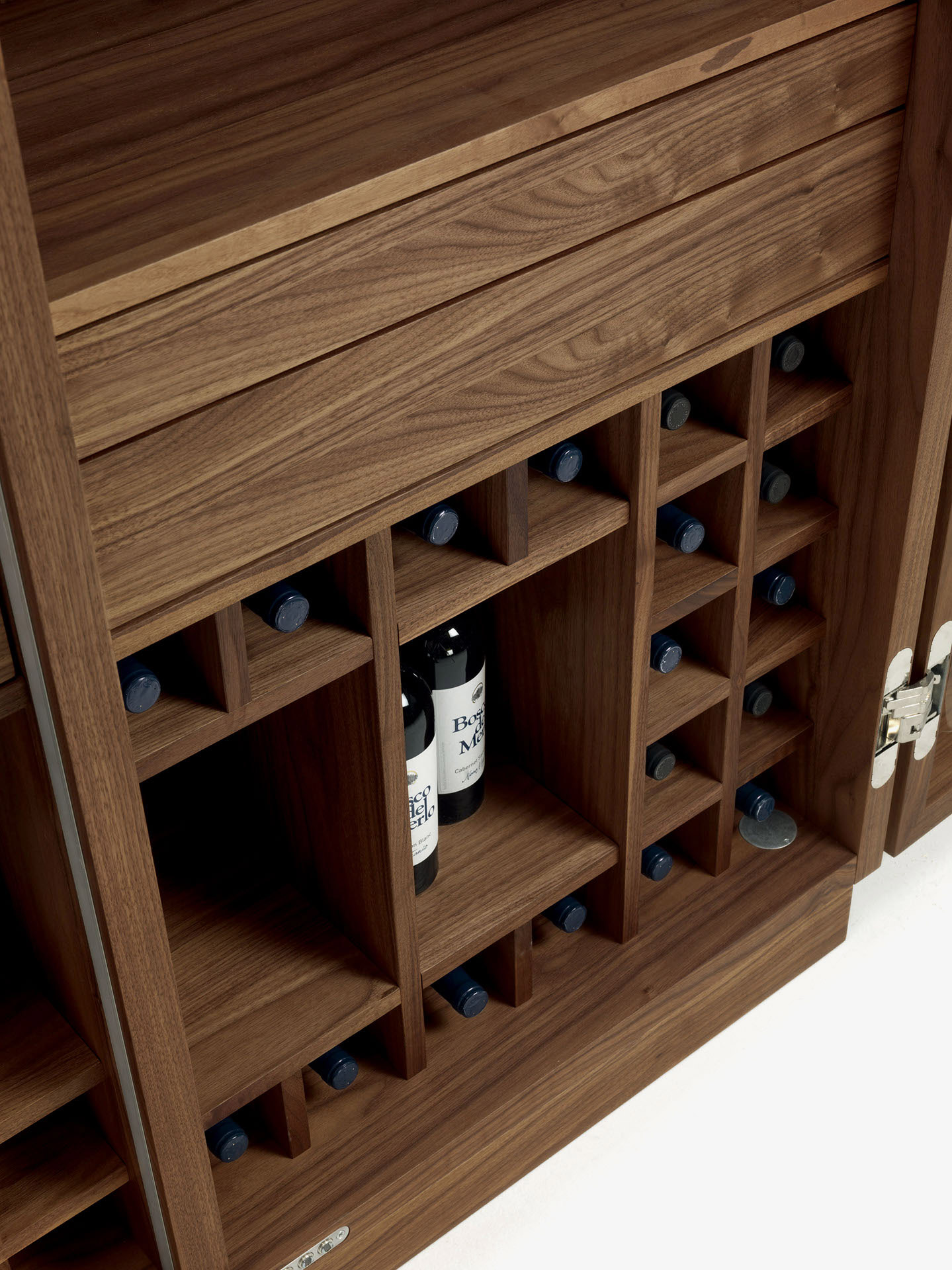 CAMBUSA WINE /JUMBO Gallery 4