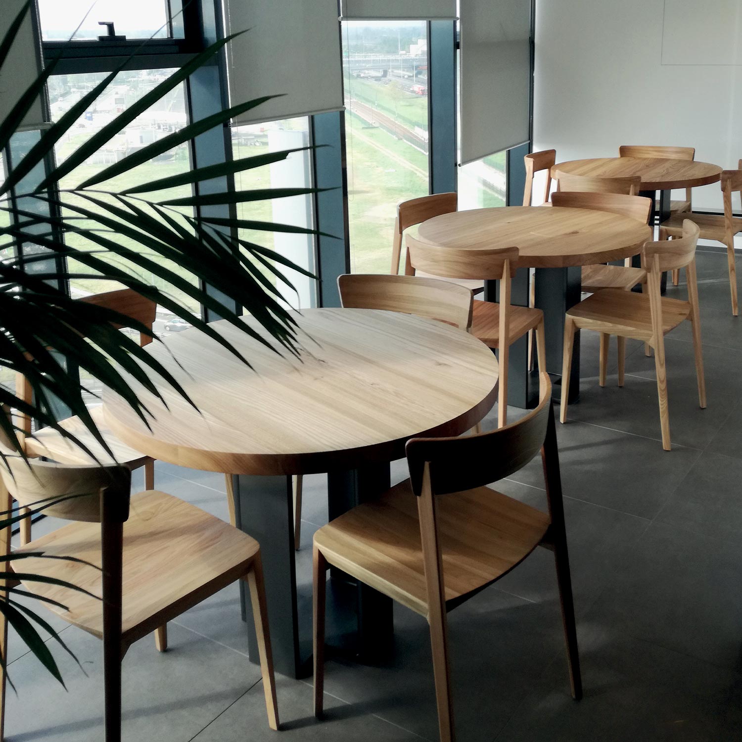 ELECTROLUX TABLE